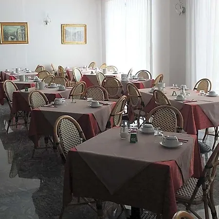 Germania 3*