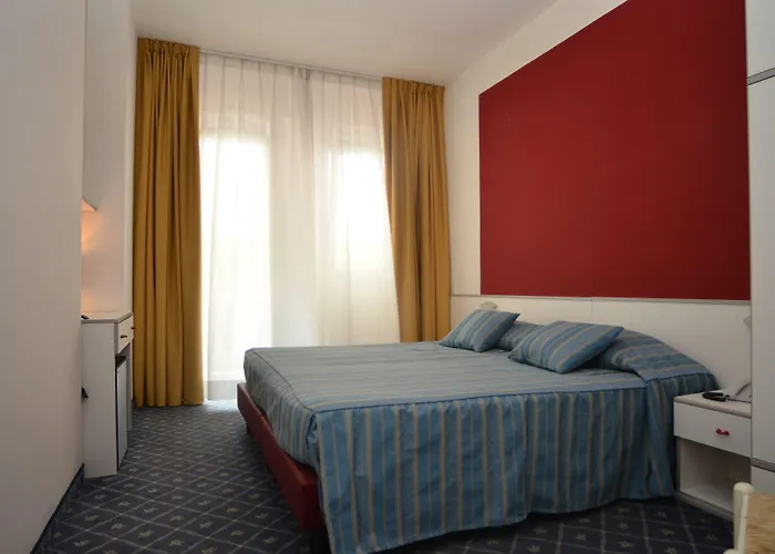 Hotel Germania 3*